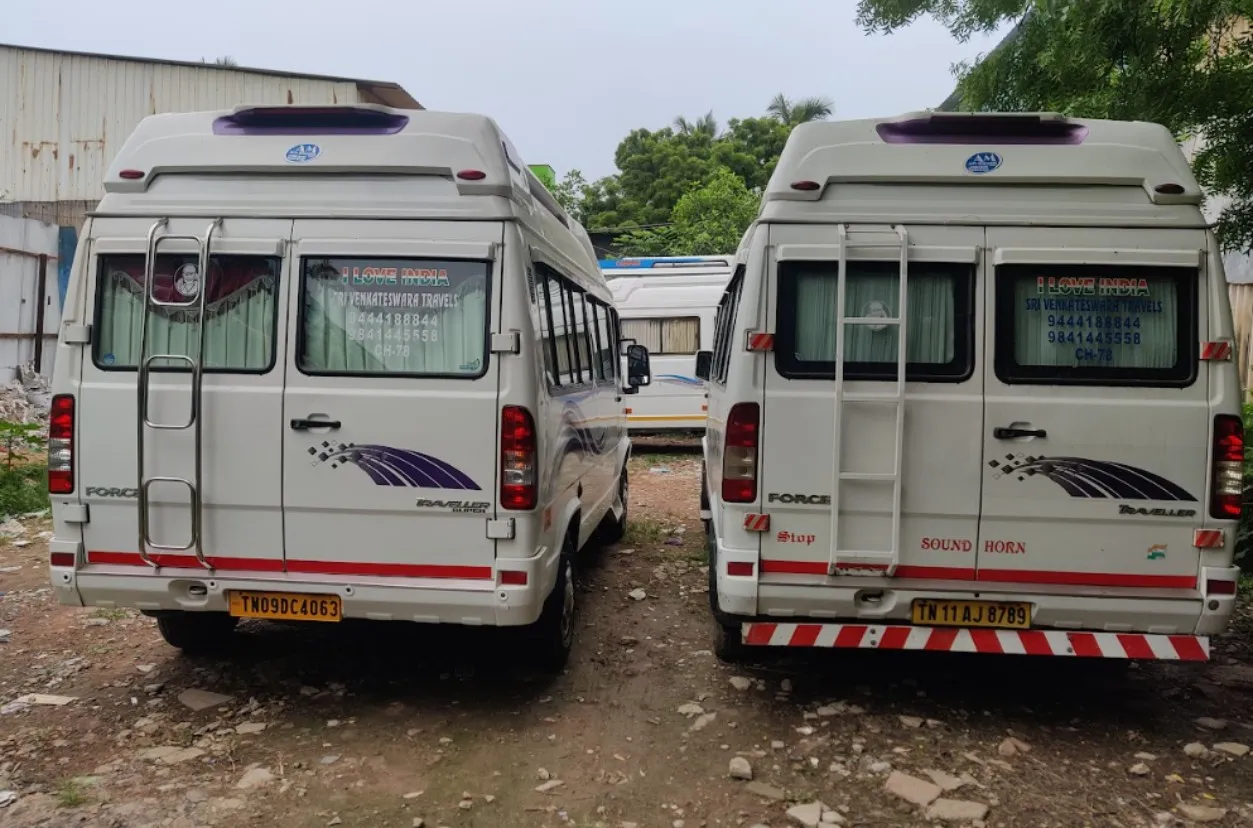 Book 18 Seater Tempo Traveller Rental in Chennai